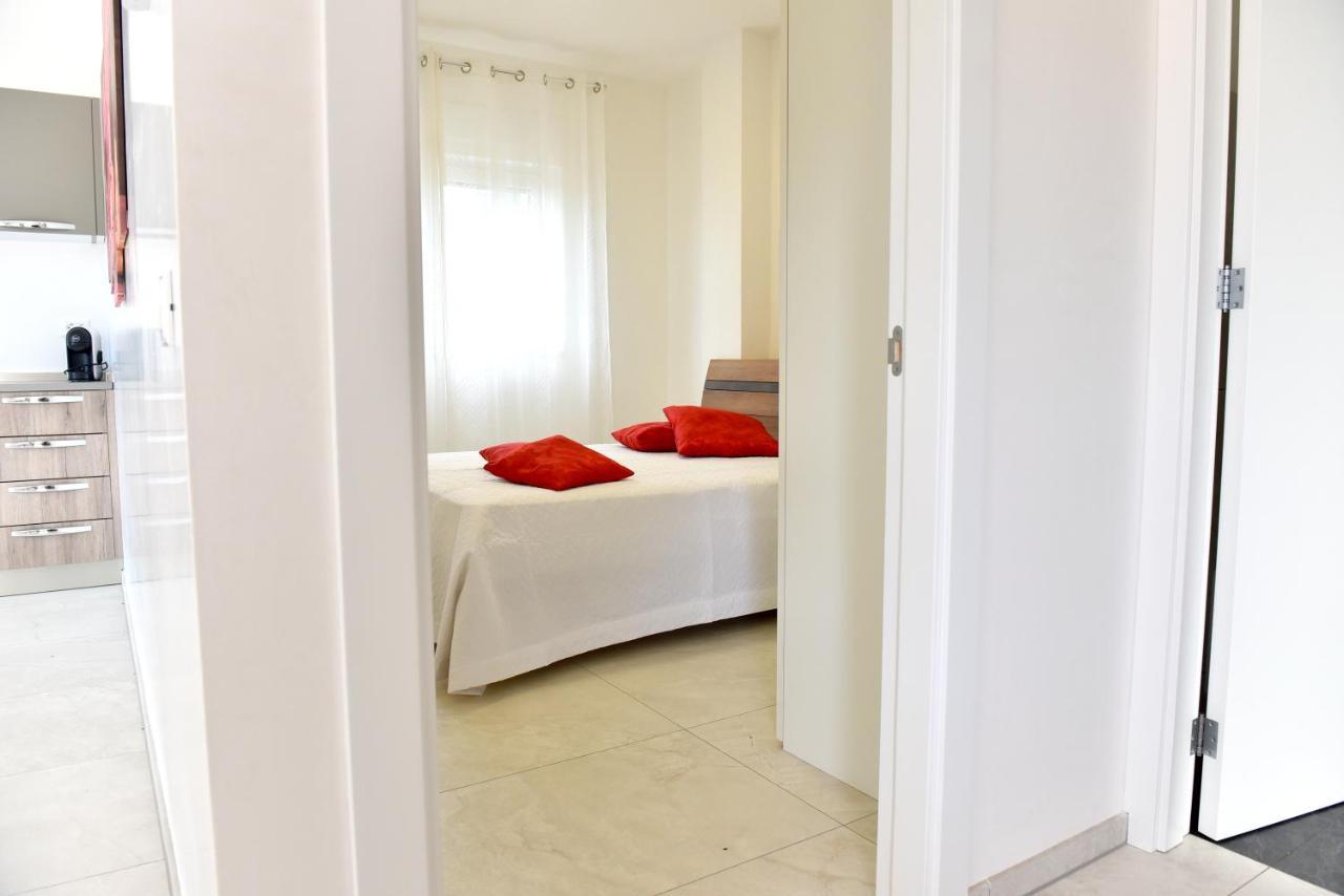 Il Tramonto Apartment - Villaggio Di Mary Locorotondo Eksteriør bilde