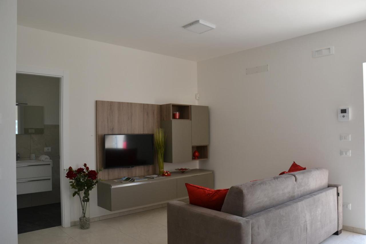 Il Tramonto Apartment - Villaggio Di Mary Locorotondo Eksteriør bilde